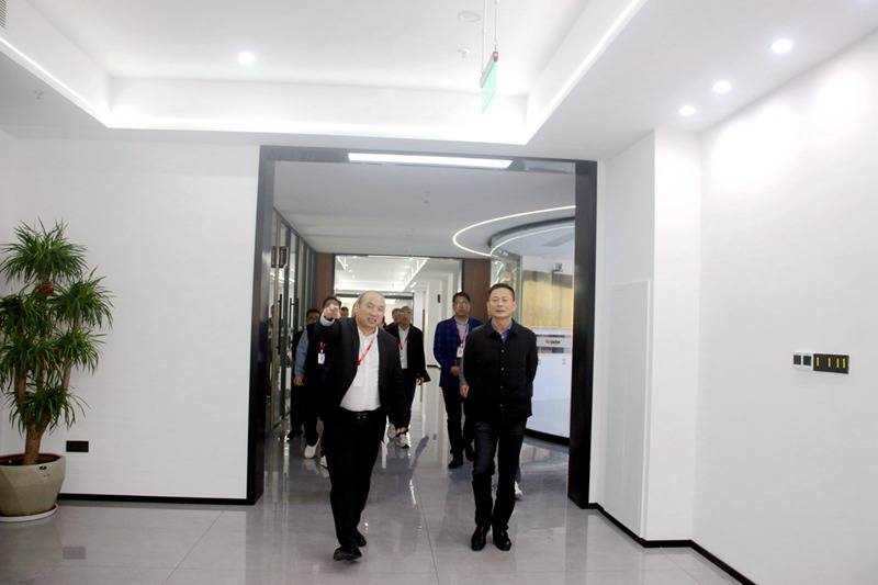 市工商聯黨組成員、副主席李先進調研圣普集團 贊譽“專精特新”發展模式