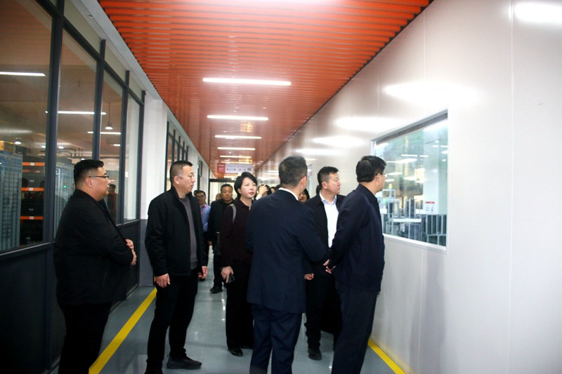 濱州市政企考察團調研圣普集團